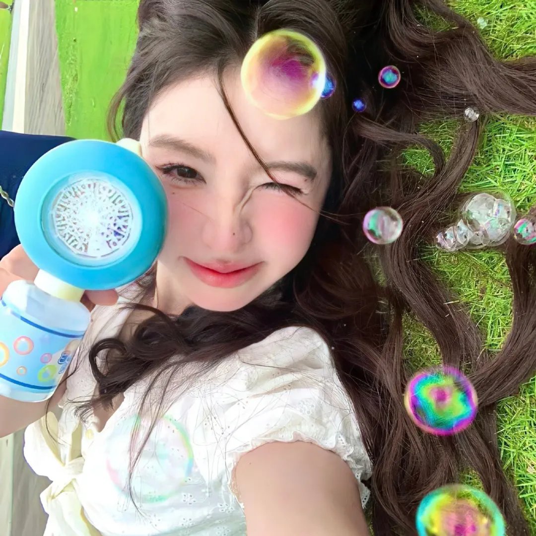 撞脸